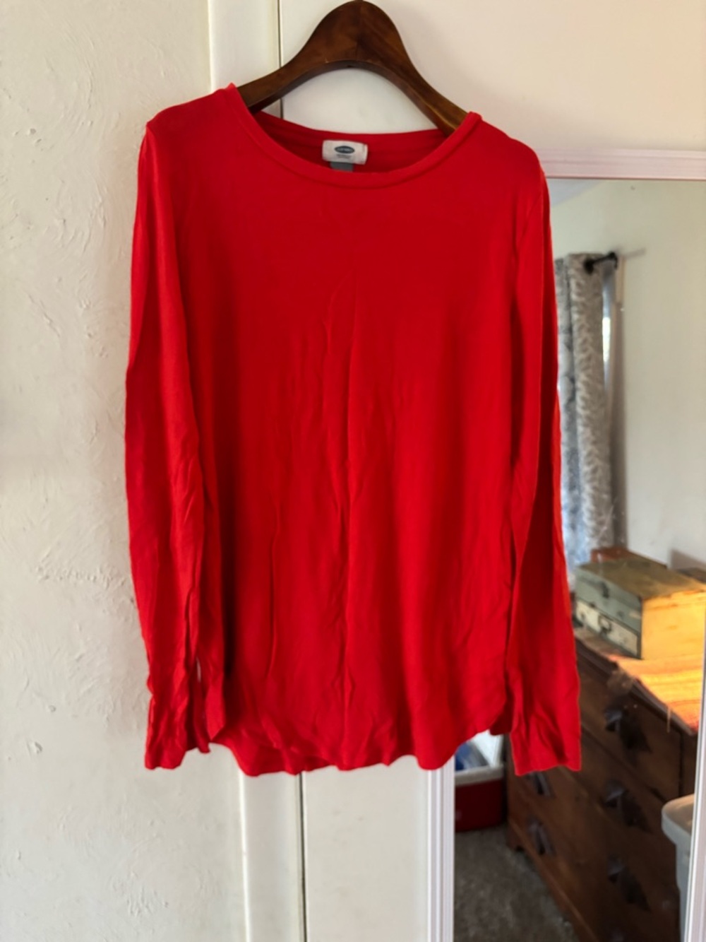 Old Navy Red Long Sleeve Tee